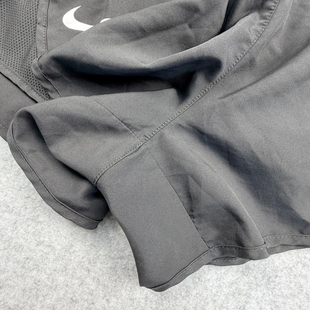Nike Dri-FIT Womens Running Shorts Black Mesh Trim Size M 3 Inch Inseam